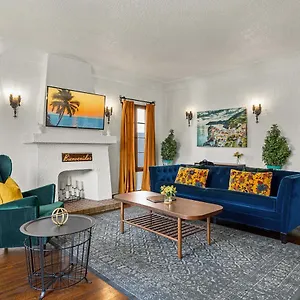 https://historic-downtown-apartment-near-convention-center.topanaheimhotels.com